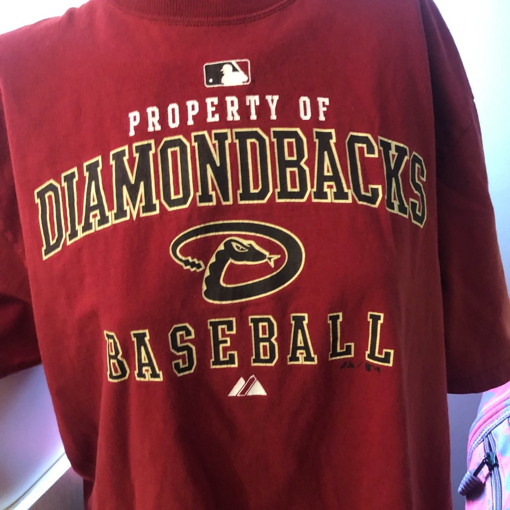 Baseball tee